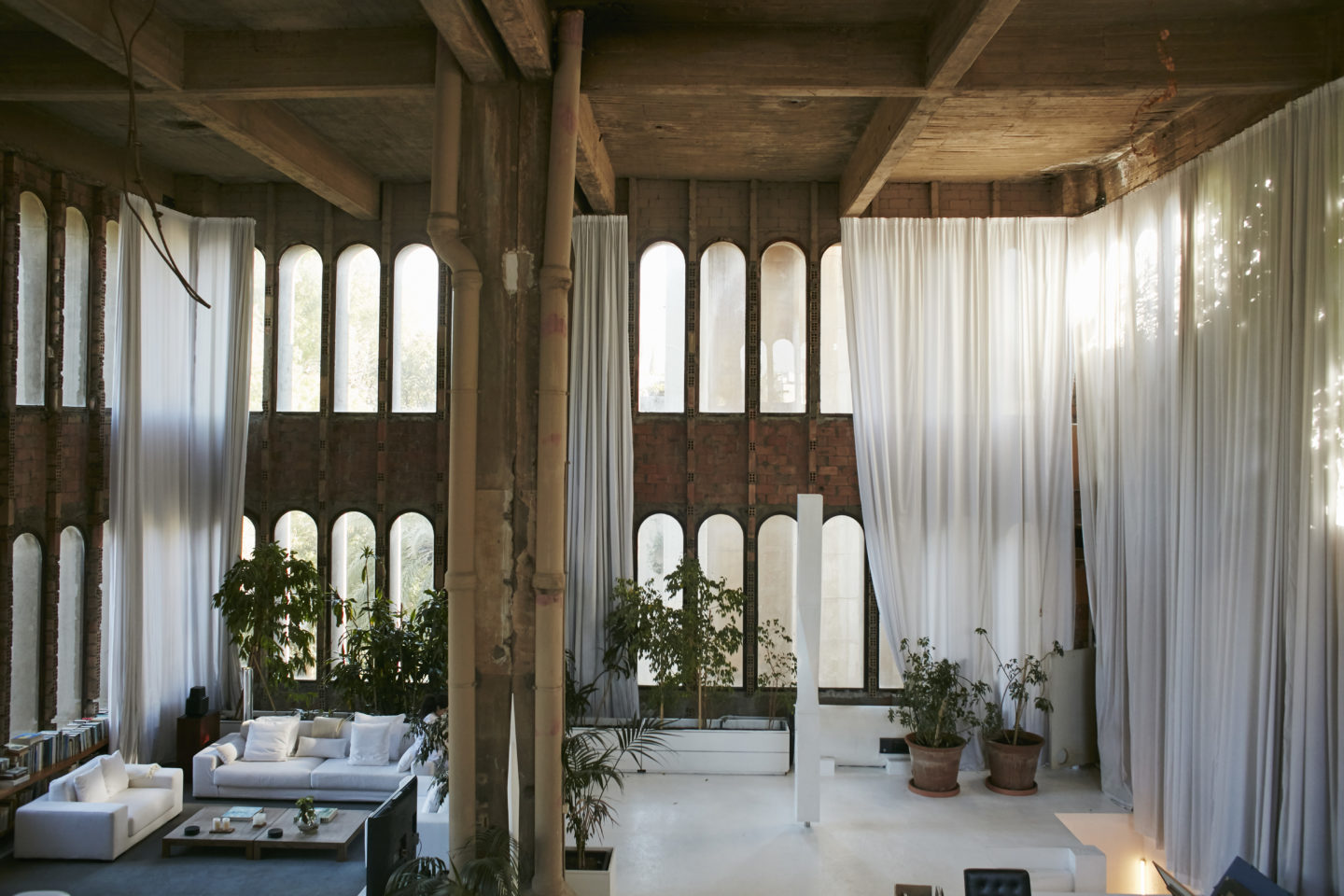 Ricardo_Bofill_Taller_de_Arquitectura_The_Residence_2-1440x960