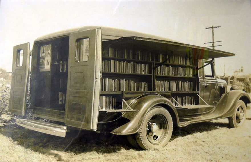 bookmobile-library-on-wheels-6-58982a4570493__880