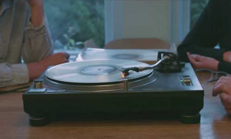 vinly-4