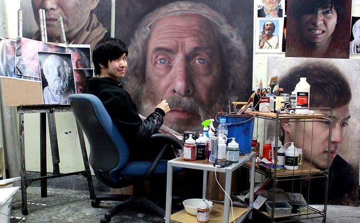 Incredible-artist-portraits-that-are-so-lifelike-they-look-more-like-photographs-than-paintings-58fbb73aae84a__700