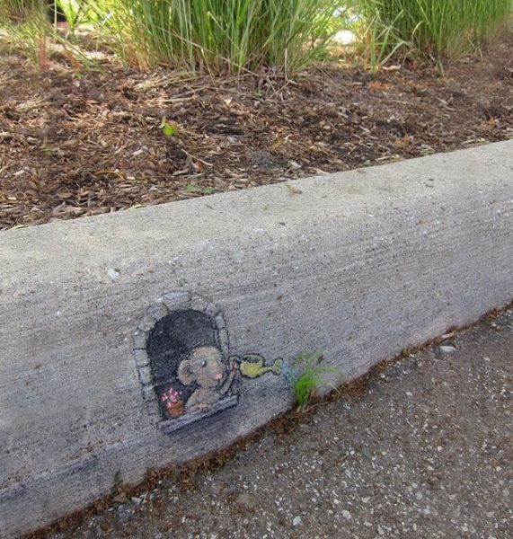 nature-street-art-21-58edd8ec172c8__700