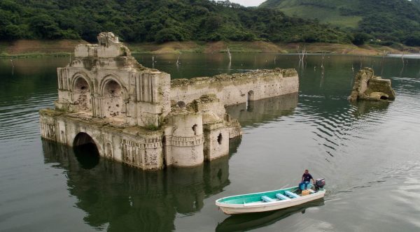 MEXICO-CHURCH-DAM