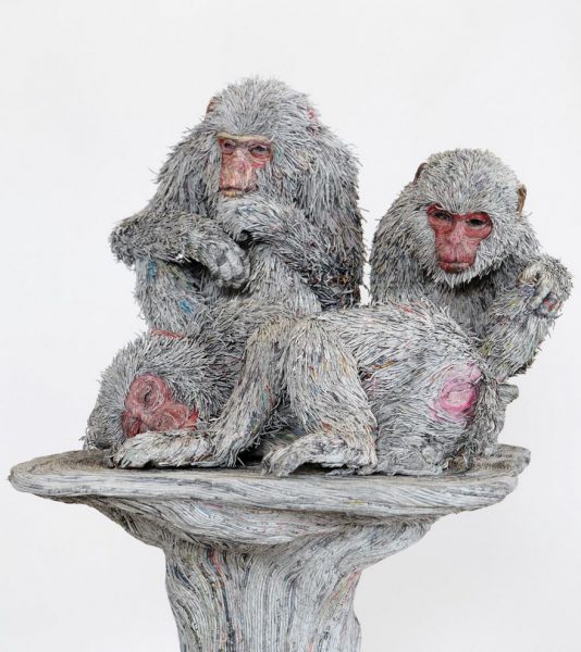 8_rolled-newspaper-animal-sculptures-paper-trails-chie-hitotsuyama-11