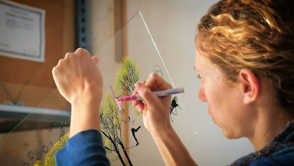 I-came-up-with-this-innovative-technique-of-3D-painting-on-glass-5929da9de1470__880