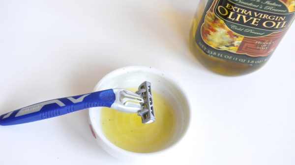 Shave-With-Olive-Oil-Step-6