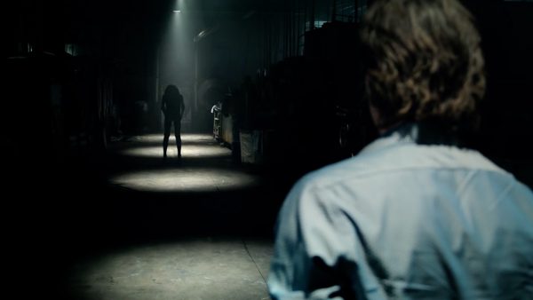 lights-out-review_qzxv