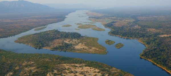 zambezi-river-aerial-shot-ruckomechi-camp-mana-pools-national-park-zimbabwe-mike-myers-2469