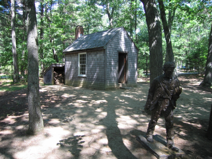 7. Henry David Thoreau’nun Ağaç Evi