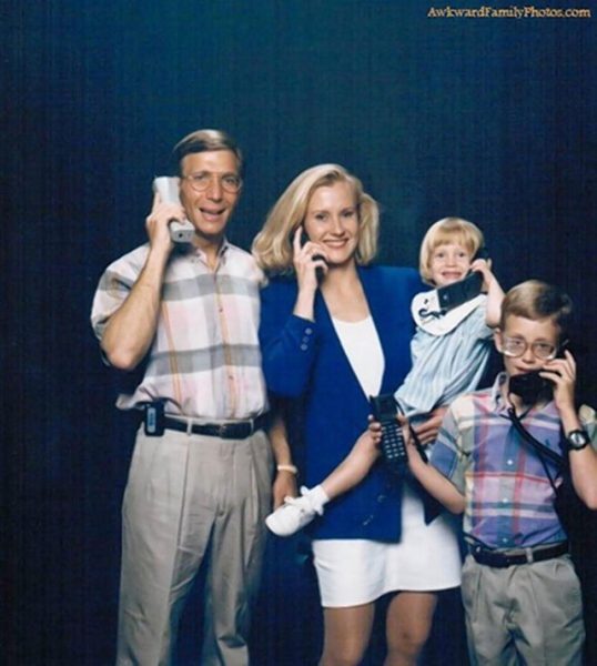 Coolest Family Photo Ever Taken (3)