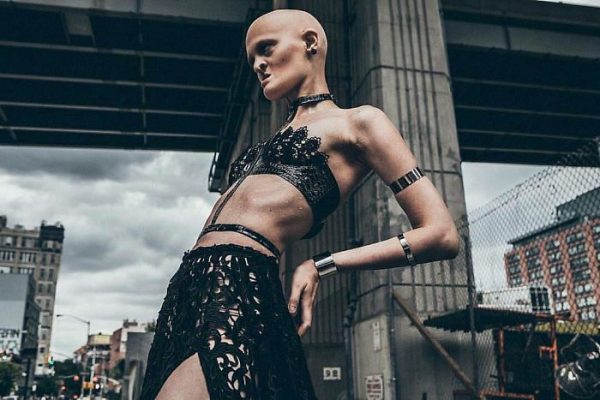 Meet-Melanie-Gaydos-the-model-who-broke-all-fashion-stereotypes-59350b8526ed6__700