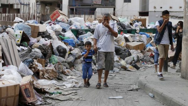 beirut-garbage-crisis-stinks