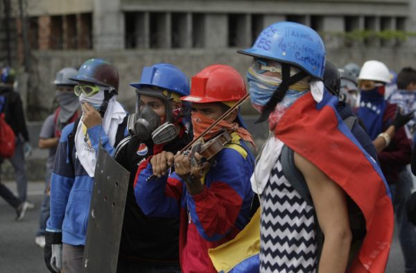 Venezuela Protesting Violinist