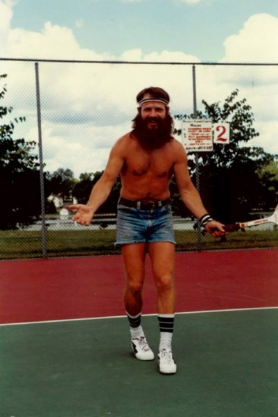 1970s-men-shorts-fashion-6-5923e302794e4__605