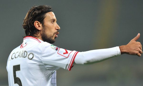 Foto LaPresse - Jennifer Lorenzini 16/12/2015 Firenze( Italia) Sport Calcio Fiorentina - Carpi Campionato di Calcio Tim Cup 2015 2016 - Stadio "Artemio Franchi" Nella foto: Cristian Zaccardo Photo LaPresse - Jennifer Lorenzini 16 December 2015 Firenze ( Italy) Sport Soccer Fiorentina - Carpi Italian Football Cup  TIM 2015 2016 - "Artemio Franchi" Stadium  In the pic: Cristian Zaccardo