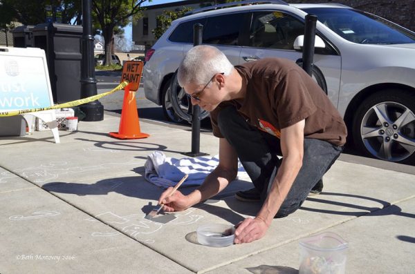 15-fake-shadow-street-art-damon-belanger-redwood-california-5-599bf26f63b62__880