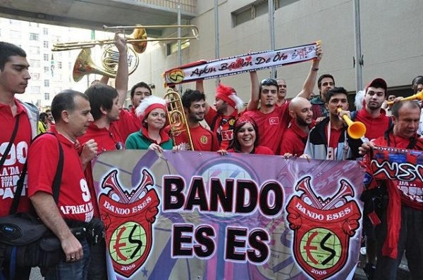 BANDO ES ES