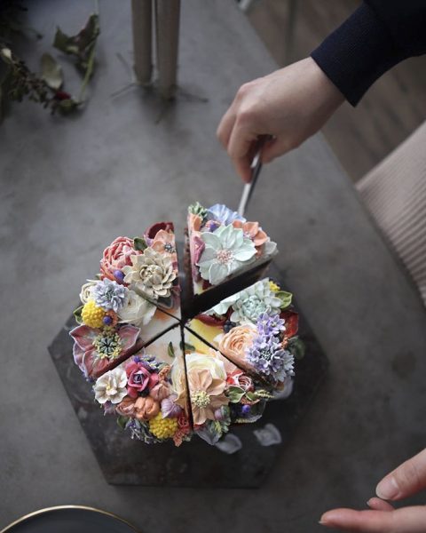 buttercream-flower-cake-atelier-soo-korea-1-598aad7f396c1__700