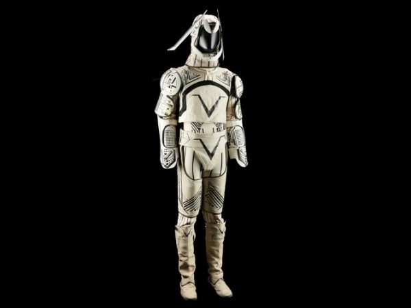 03_Sarks-David-Warner-Grid-Costume_1
