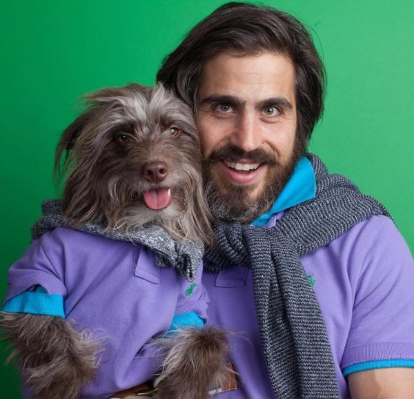köpeğiyle_aynı_giyinen_adam (24)