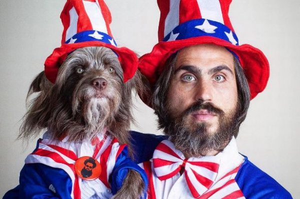 köpeğiyle_aynı_giyinen_adam (25)