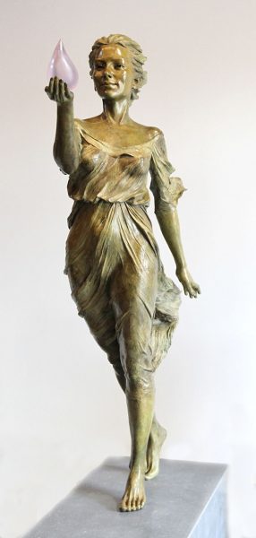 realistic-female-sculptures-luo-li-rong-19-59c8a3f4b5733__700