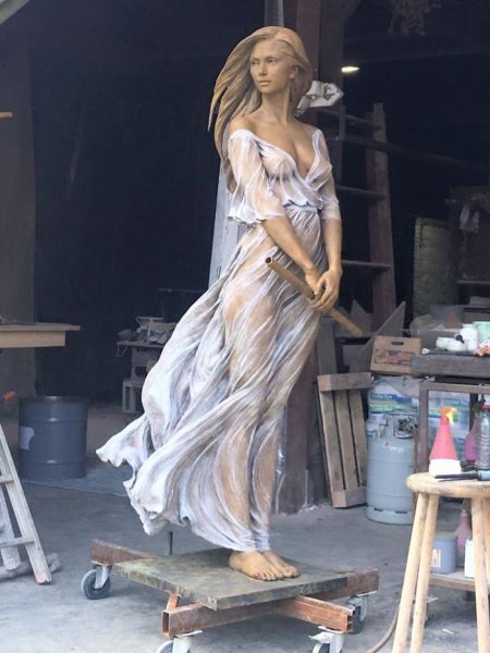 realistic-female-sculptures-luo-li-rong-59c8a95e2a46a__700