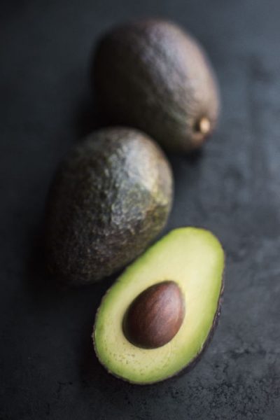 gallery-1493754290-avocado
