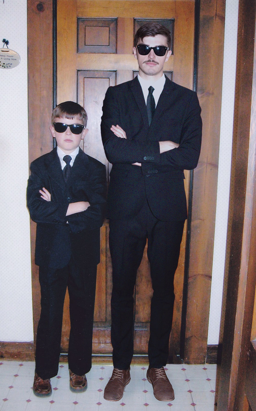 guy-photoshopping-childhood-photos-conor-nickerson-10-59df0bce83050__880