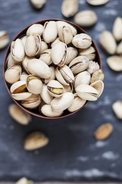 pistachiossnacks-at-deskcrop
