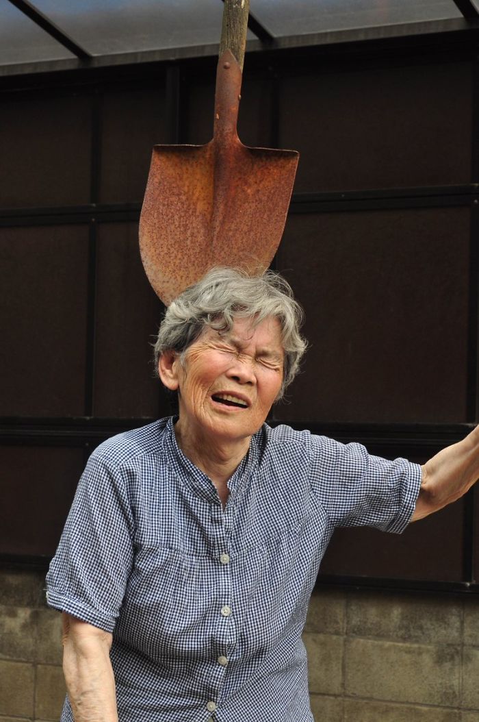 funny-self-portraits-kimiko-nishimoto-89-year-old-3-5a0a9e00042a8__700