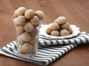 Birbirinden Lezzetli ve Kolay 6 Yılbaşı Kurabiyesi Tarifi