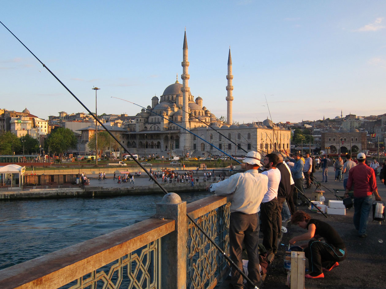 Стамбул Галацкий мост набережная Султан Ахмет дрон