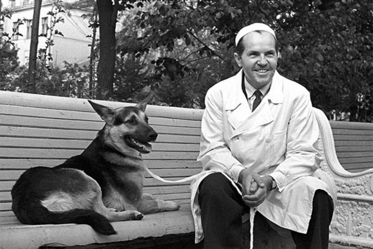 Vladimir Demikhov: İki Başlı Köpek Çalışmasıyla Tarihe Geçen Bilim İnsanı
