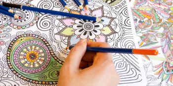 Ruhunuzu Dinlendirin: Mandala Çizimi ve En İyi Mandala Boyama Kitapları