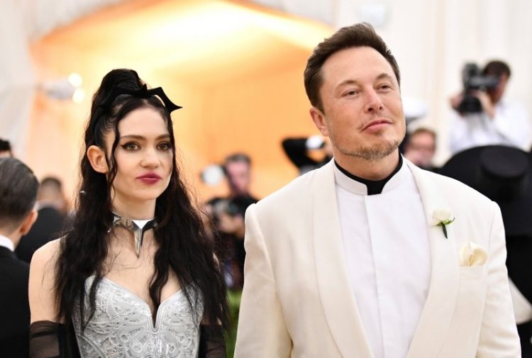 Elon Musk ve eşi Grimes