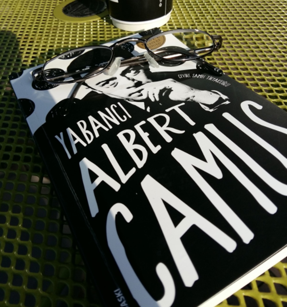 Albert Camus kitapları Yabancı adlı kitap