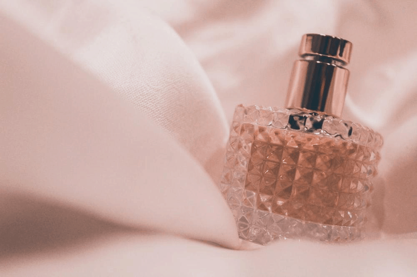 parfüm sıkma ve kullanma yolları