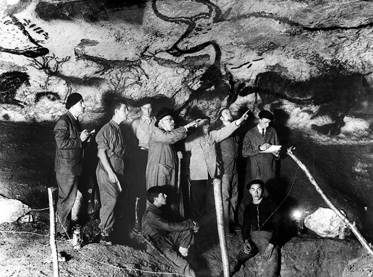 Lascaux Mağarası En Eski Duvar Resimlerine Ev Sahipliği Yapan Mağara
