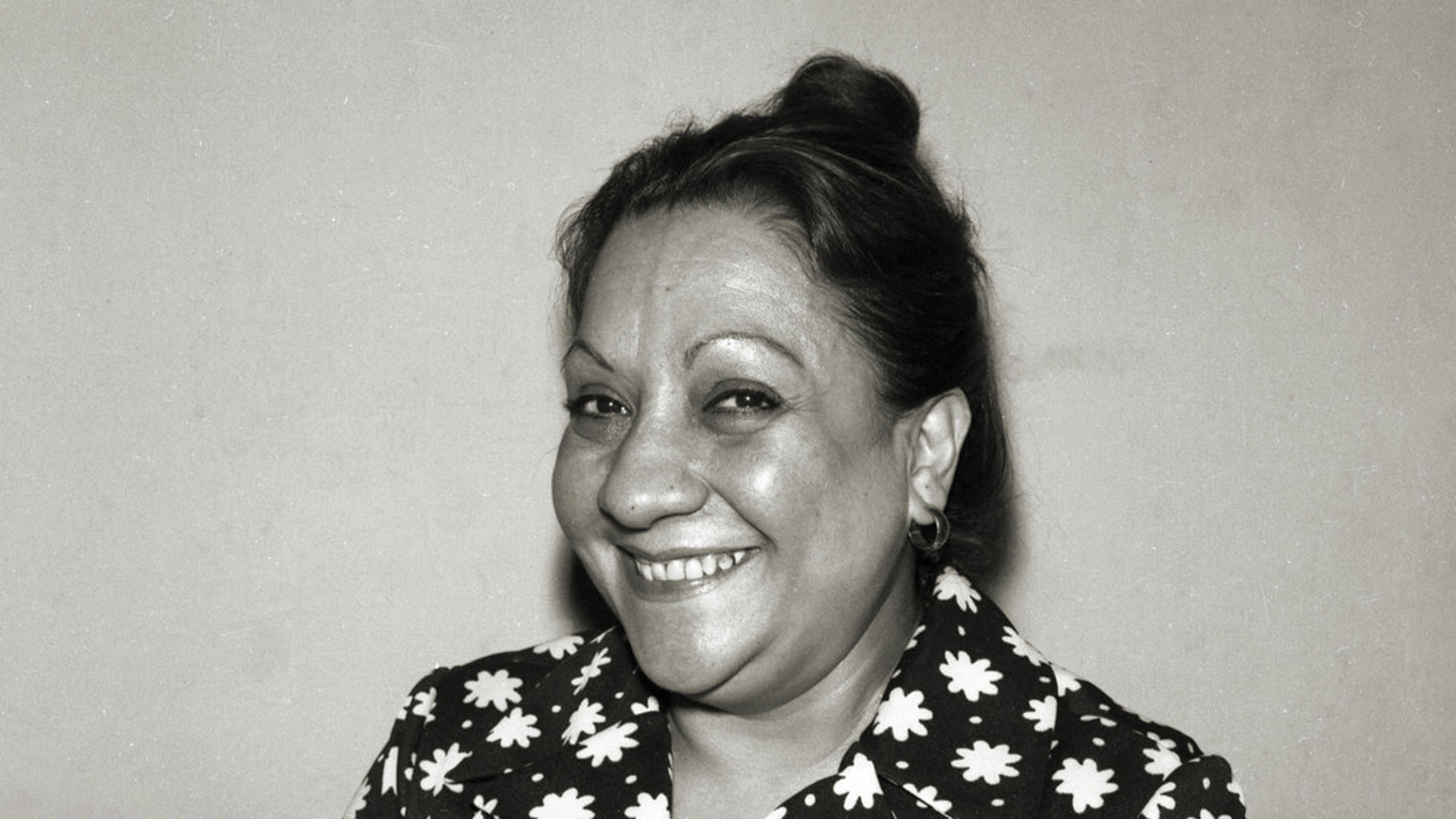Adile Naşit