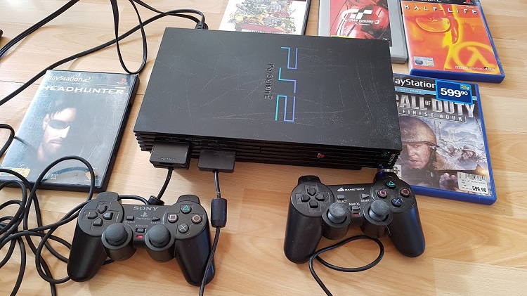 Game Consoles: PS2
