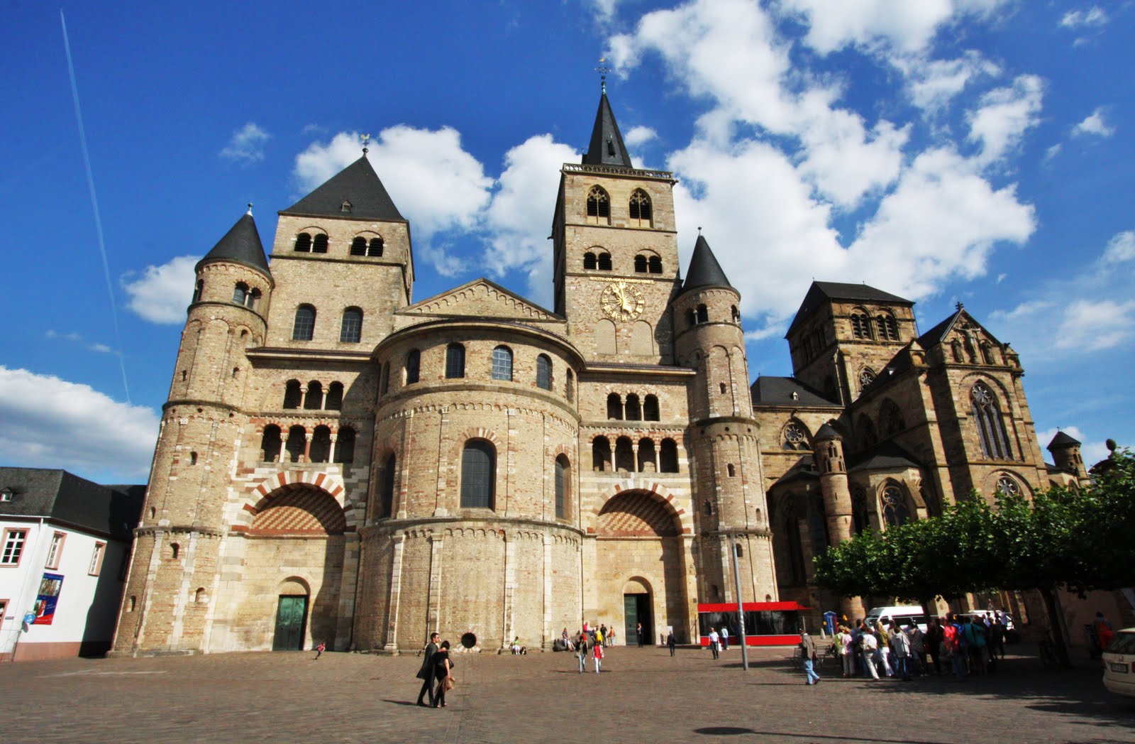 Трир. Трирский собор (340 год н.э.). Trier Германия. Трир архитектура.