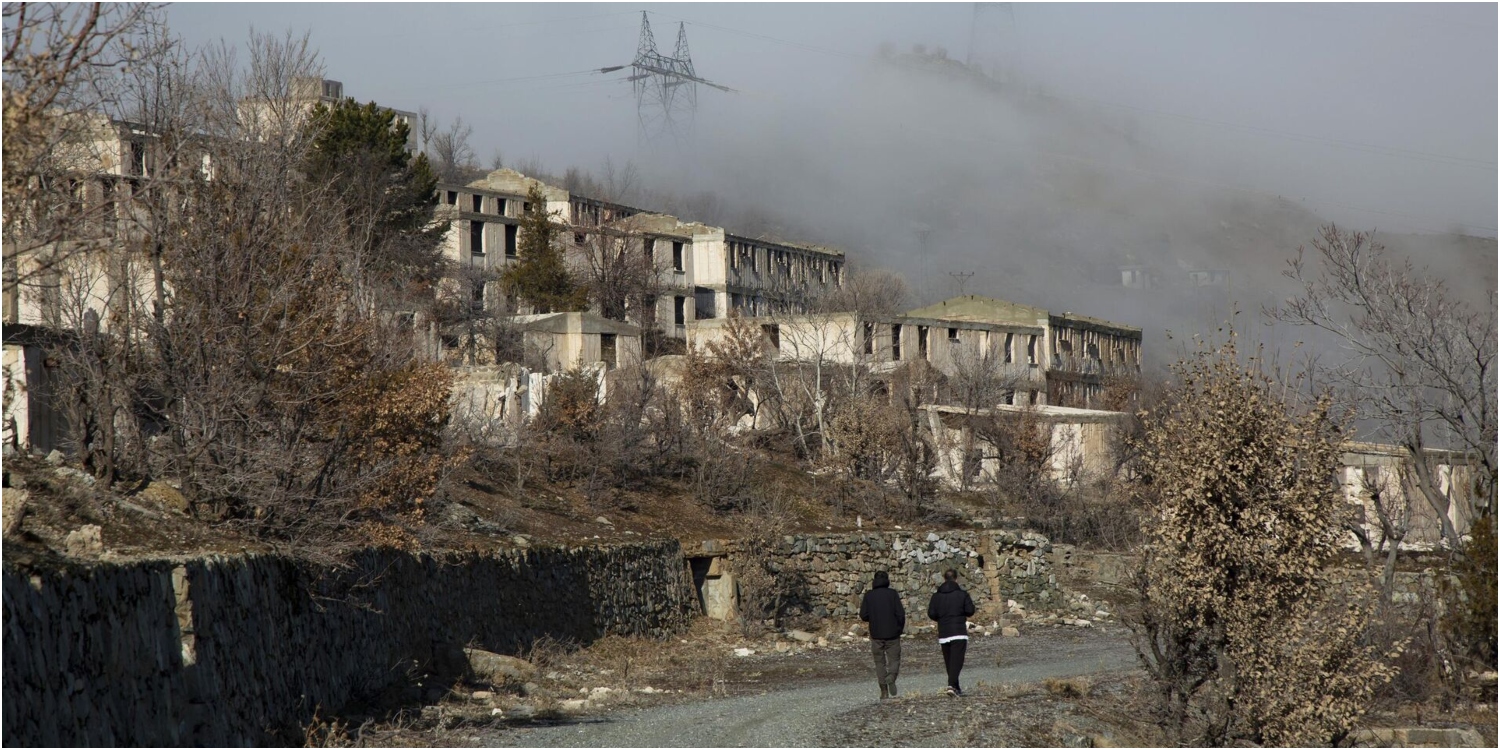 Insolito villaggio nel distretto di Cungus di Diyarbakir: villaggio italiano