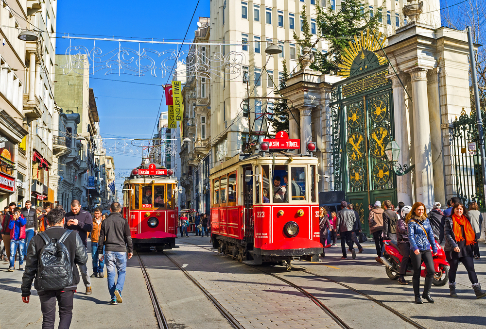 istiklal caddesi'ndeki gizli tünel